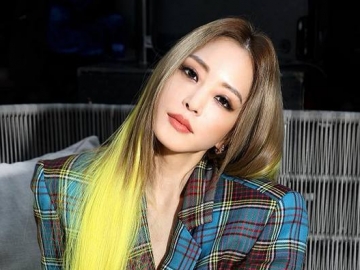 Umbar Bodi Seksi Pakai Busana Ketat, Han Ye Seul Tuai Beragam Komentar