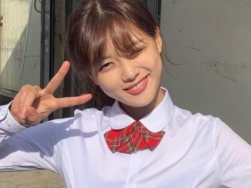 Sibuk Syuting ‘Clean with Passion for Now’, Kim Yoo Jung Tampil Imut dan Cantik Pakai Seragam 