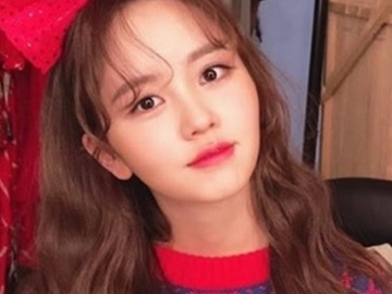 Gembira Akhirnya Dapat SIM, Cantiknya Kim So Hyun di Foto Ini Buat Fans Terpana