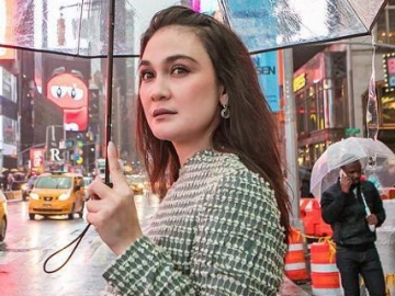 Jadi Artis Ternama, Luna Maya Mengaku Sering Alami Krisis Percaya Diri