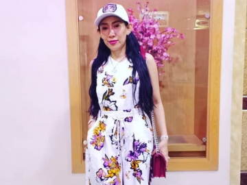 Senandungkan Lagu 'Jadikan Aku Yang Kedua', Dewi Sanca Dicibir Tak Bisa Nyanyi