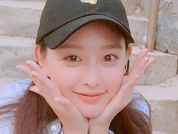 Ulang Tahun, Cantiknya Kim Ji Won Ucapkan Terima Kasih Dapat Banyak Hadiah