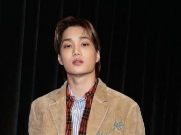 Umbar Abs Seksi di Video Pemotretan, Kai Bikin Fans Menjerit