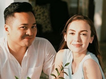 Jarang Marahan Selama Delapan Tahun Nikah, Rianti Cartwright Beberkan Rahasianya