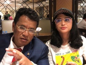 Disindir Soal Dada dan Pantat Palsu, Dewi Persik Gandeng Hotman Paris Somasi Keponakannya