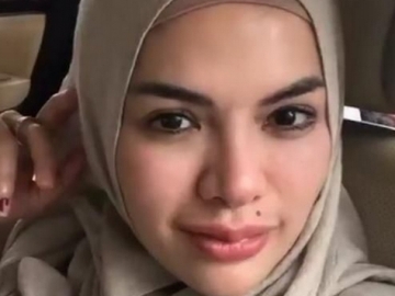 Datangi Polres Jaksel, Nikita Mirzani Jalani Pemeriksaan Sebagai Pelapor Sam Aliano