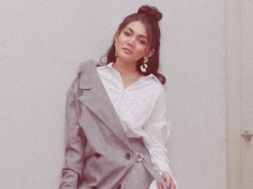 Sedang Berlibur Di Paris, Rina Nose Sebut Media Asing Turut Beritakan Jatuhnya Lion Air JT610