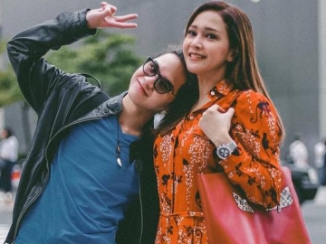 Bagikan Foto Cantik Sang Ibunda, Netter Malah Sebut Dul Jaelani Belum Rela Maia Estianty Menikah