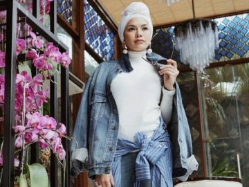 Nikita Mirzani Tampil Berbusana Serba Hitam, Netter Singgung Tak Melayat ke Mendiang Ibu Dipo Latief