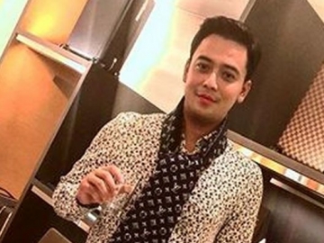 Beredar Video Mesra dengan Wanita Cantik, Inikah Calon Istri Kriss Hatta?