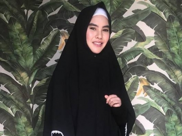 Tampil Cantik Pakai Gaun Pengantin, Netter Terka Kartika Putri Segera Gelar Resepsi