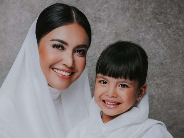 Jalani Kemoterapi, Anak Denada Sebut Dirinya dengan Panggilan Salia