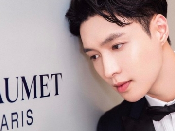 Promosi Album Baru, Lay EXO 'Dilamar' Oleh Seorang Fans