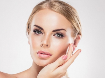 Tak Perlu Ribet, Lakukan Deretan Perawatan yang Paling Penting Ini Agar Wajah Tetap Mulus