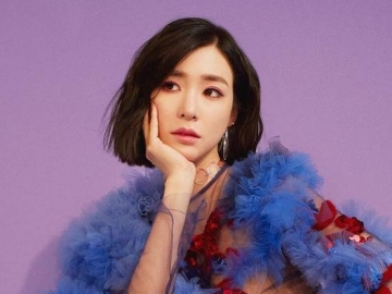 Umbar Bentuk Tubuh di Pemotretan Terbaru, Gaya Tiffany Tuai Cibiran Sekaligus Pujian