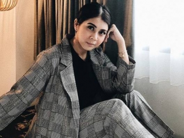 Bukan Sosok Pria Bule, Kesha Ratuliu Gandeng Pacar Baru Mirip Wafda Saifan