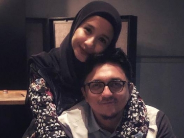 Engku Emran Tulis Ungkapan Ini, Netter Terka Laudya Cynthia Bella Tengah Hamil