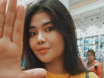 Hadiri Silet Awards 2018, Penampilan Rosa Meldiyanti Jadi Sorotan