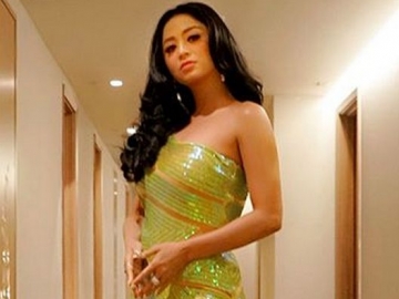 Jalani Pemeriksaan Terkait Laporan Terhadap Keponakannya, Dewi Persik Bawa Netizen Sebagai Saksi