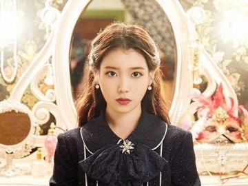 Kebiasaan IU Suka Kebingungan Soal Arah Saat di Konser Bikin Netter Gemas