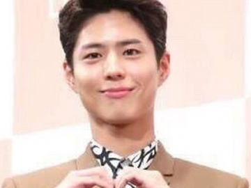 Bukan Untuk Proyek Baru, Inilah Alasan yang Buat Park Bo Gum Pilih Panjangkan Rambut