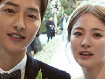 Dukung Drama ‘Encounter’ Song Hye Kyo, Ayah Song Joong Ki Tulis Pesan Manis Ini