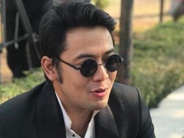 Kriss Hatta Terciduk Gandeng Cewek Lagi, Netter: Gonta-Ganti Terus