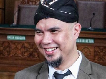 Ahmad Dhani Dituntut Dua Tahun Penjara Atas Kasus Ujaran Kebencian