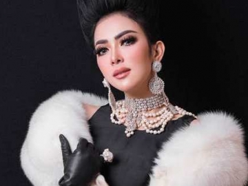 Syahrini Tulis Ungkapan Patah Hati, Netter Malah Bersyukur