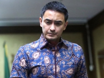 Kabar Duka, Ayah Zumi Zola Meninggal Dunia Karena Sakit Kronis