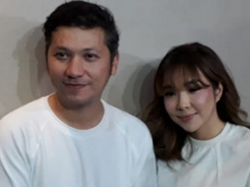 Gelar Jumpa Pers, Gading dan Gisel  Kesal Atas Beredarnya Isu Miring Terkait Perceraian