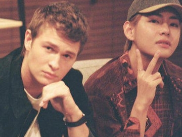 Bersahabat, Ansel Elgort Ajak Fans Dukung V BTS Jadi Pria Tertampan Tahun Ini Versi TC Candler