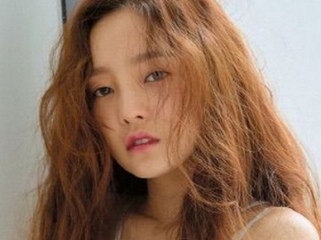 Lagi-Lagi Pamer Selca Ditengah Hadapi Proses Hukum, Goo Hara Tuai Cibiran Netter
