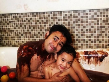 Nostalgia Kenangan Foto Rafathar, Raffi Ahmad Sukses Bikin Netter Mewek 