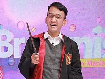 Beri Hadiah Umrah Tukang Bengkel dan Sopir Ojek Online, Ruben Onsu Sukses Bikin Netter Terharu