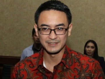 Dinyatakan Bersalah Terima Gratifikasi, Zumi Zola Divonis 6 Tahun Penjara