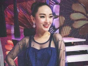 Sang Adik Nikah Lebih Dulu, Zaskia Gotik: Mudah-Mudahan Aku Cepat Nyusul