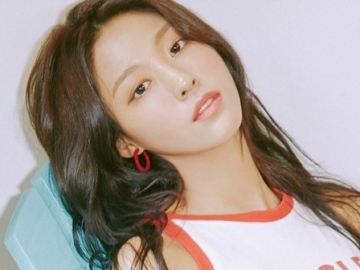 Seolhyun AOA Tetap Tampil Meski Akhirnya Dibawa ke Rumah Sakit, Netter Puji Profesionalitasnya 