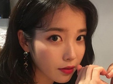 Hibur Fans Lewat Tur Konser di Singapura, IU Sempat Curhat Soal Kesulitan di Masa Lalunya