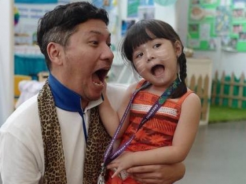 Akhirnya Melepas Rindu, Begini Momen Manis Gading Marten Saat Bertemu Gempi Bikin Netter Terharu