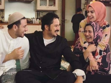 Kompak Hadiri Syukuran Ultah Fachtir Muchtar, Irish Bella dan Ammar Zoni Kembali Didoakan Berjodoh