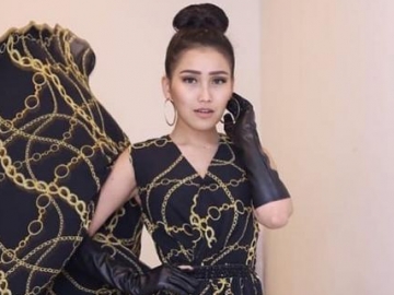 Lewat Foto Ini, Ayu Ting Ting Sukses Bikin Netter Pangling