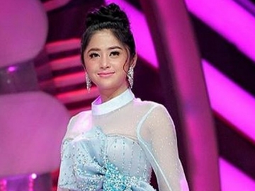 Getol Kerja di Tahun Baru, Dewi Persik Ingin Wujudkan Impiannya di Tahun 2019