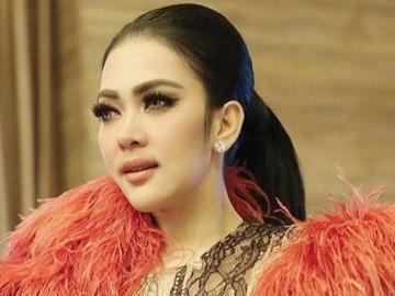 Syahrini Belajar Masak dengan Koki Jepang, Netter: Persiapan Jadi istri ya Incess