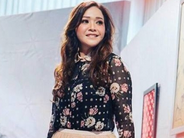 Maia Estianty Abadikan Momen Kedekatan Sang Suami dengan Al Ghazali, Netter: Adem Lihatnya