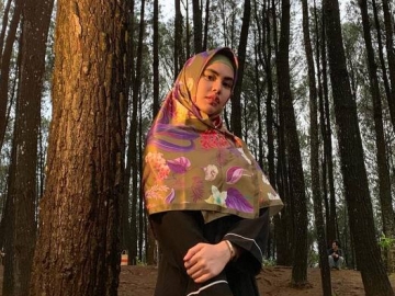 Dinyinyiri Netizen Gara-Gara Pamer Foto Buku Nikah, Begini Tanggapan Kartika Putri