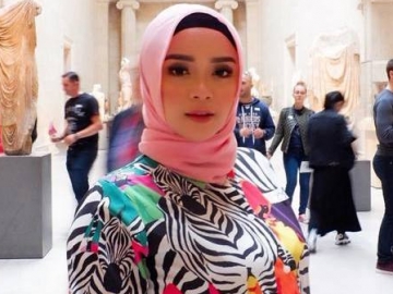 Berat Badan Naik Hingga 15 Kg, Sheza Idris Cuek