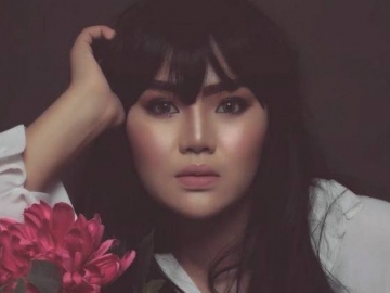 Rosa Meldiyanti Samakan Dirinya dengan Kendall Jenner, Netter Geram