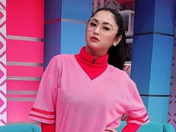 Posting Penampakan Rumah Kontrakan Meldi, Dewi Persik Sebut Keponakan Dicari Polisi