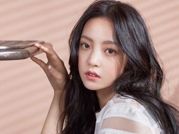 Usai Sapa Penggemar Lewat Fanmeeting, Goo Hara Ungkap Ia Jalani Perawatan dari Pneumonia